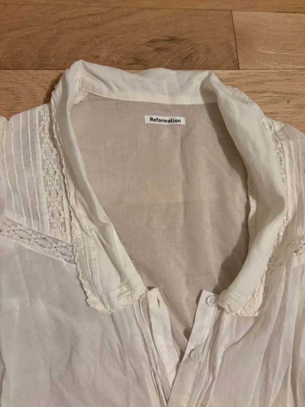 White Reformation Yara Blouse Size Small